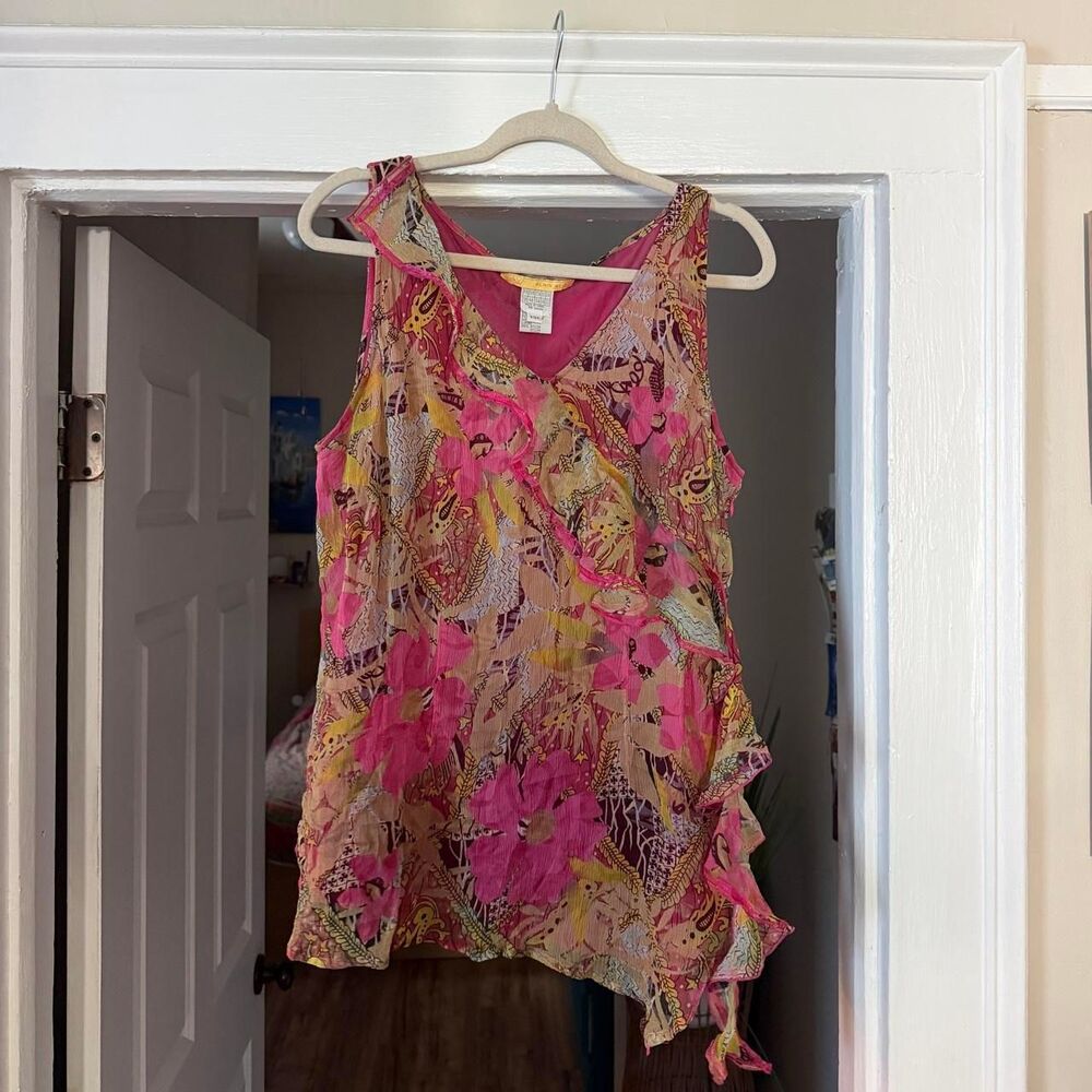 Alan Weiz pink floral ruffle tank top